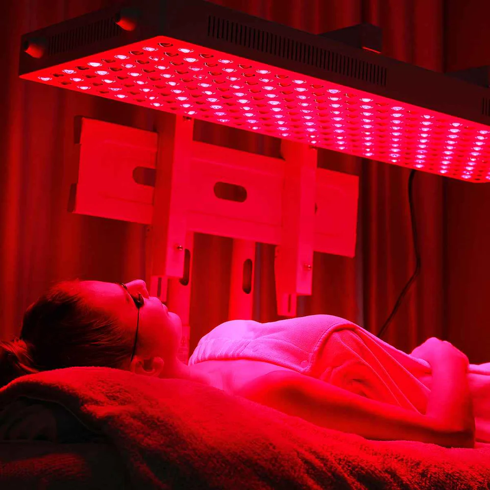 Red Light Therapy at Afrodite Beauté